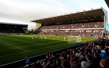 尽管在边路 尽管在边路